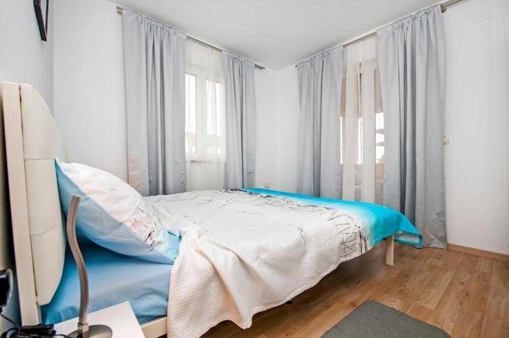 Aria Room And Apartmant Fuga Rovinj Exterior photo